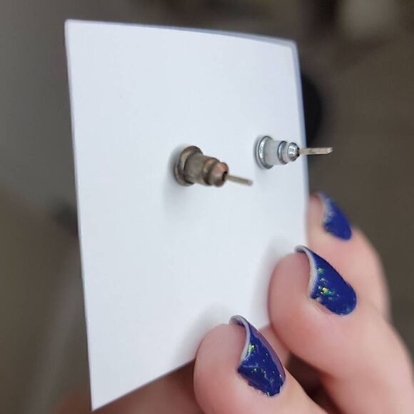 Pendant Silver Stud Earrings With Stone - Picture 5 of 7